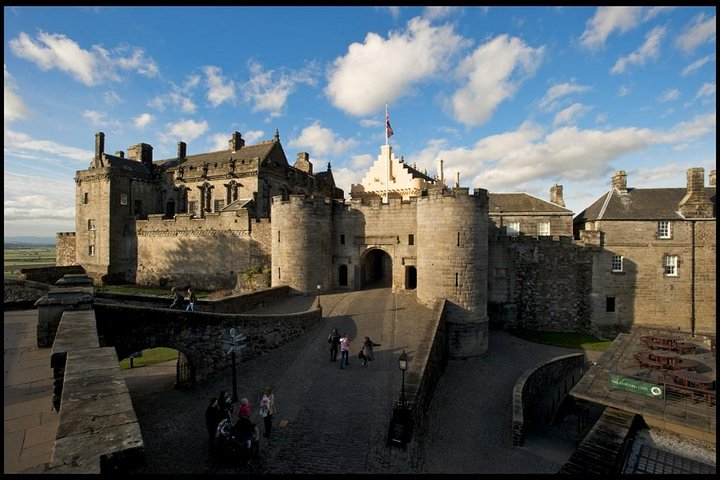 Stirling Castle entrance fee included in tour!